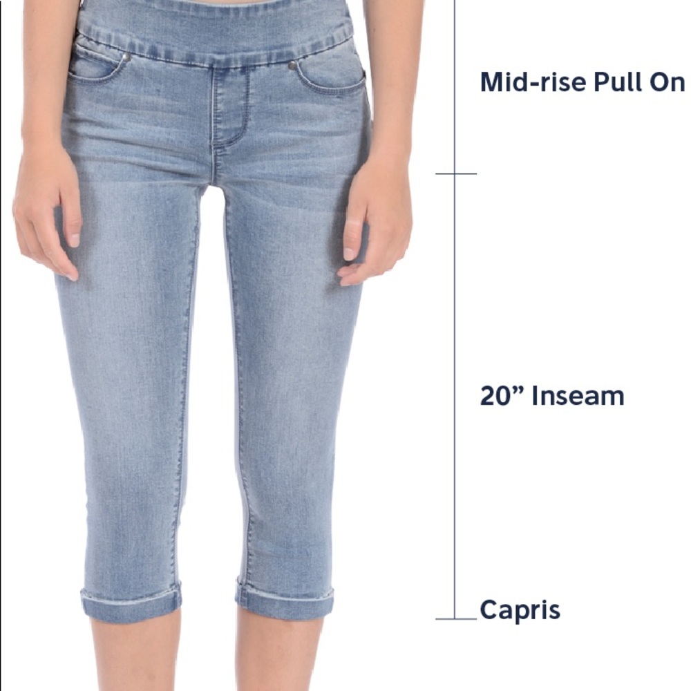 LOLA JEANS CAPRI, MID-RISE PULLON